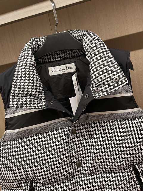 1002660d777aed36f3edc32f479c364d_1668174201_0779.jpg