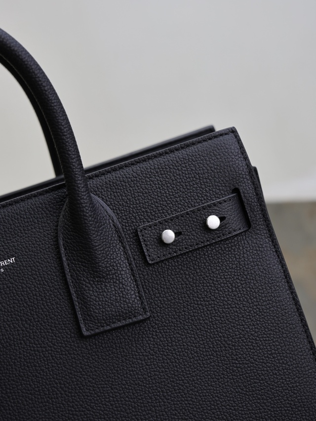 37c754ea272fe13b316f7b55788ba5a6_1777908508_3057.jpg