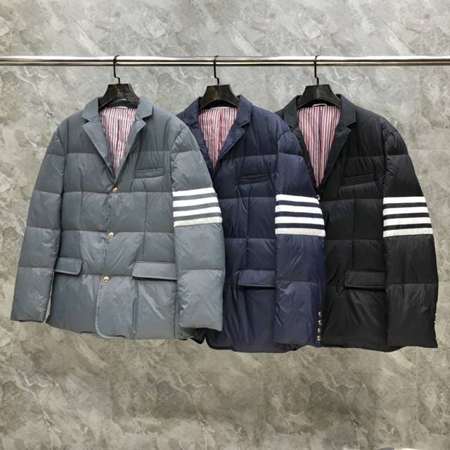 톰브라운 브이넥 다운 재킷 패딩 점퍼 3칼라
