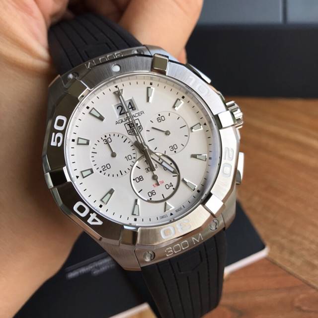 태그호이어 아쿠아레이서 CAY1111 쿼츠 43MM 화이트