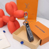 루이비통 캐피탈 LV 백참 & 키홀더 M00337