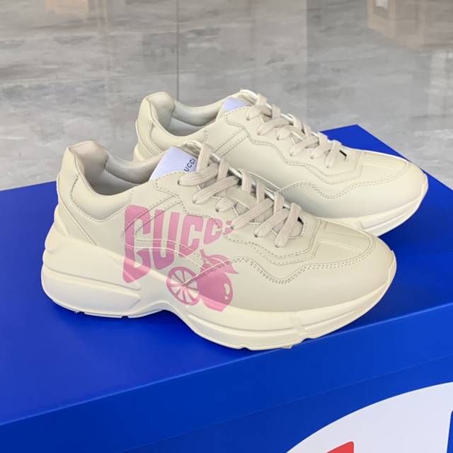 구찌 라이톤 Lemon Gucci 스니커즈 684900