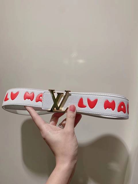 루이비통 LV MADE 리버서블 벨트 40MM