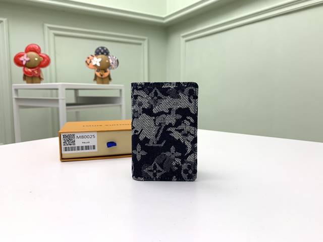 루이비통 포켓 오거나이저 M80025