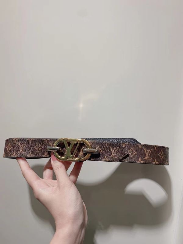 루이비통 여성 가죽벨트 3cm
