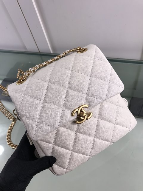 샤넬 22 크루즈 백팩 AS3108