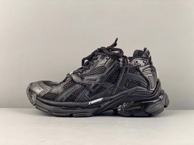 발렌시아가 러너 Runner 남여공용 스니커즈 677403