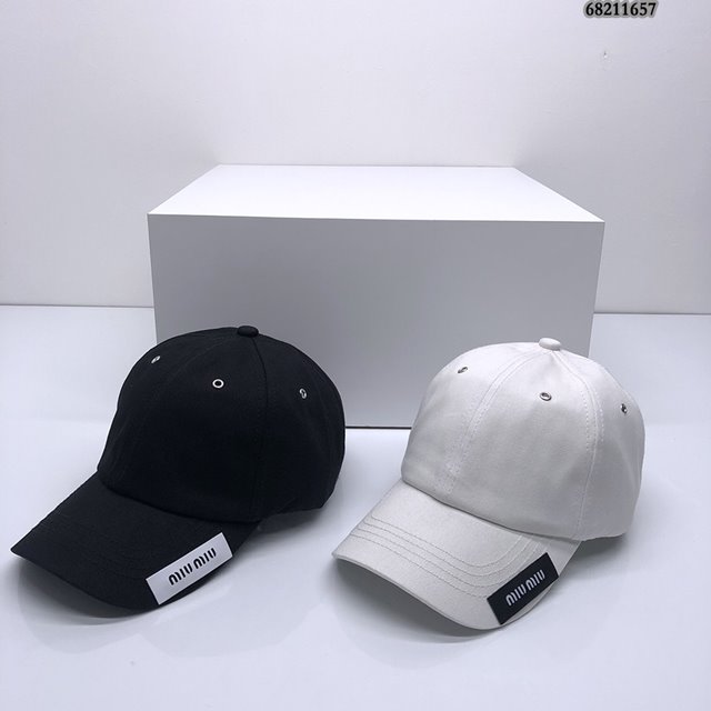 미우미우 볼캡 야구 패션 모자 2칼라