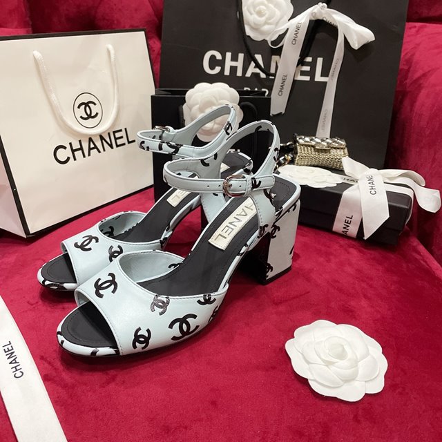 샤넬 CC 로고 프린티드 힐 샌들 8.5cm