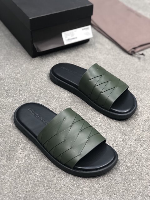 보테가 베네타 남성 슬리퍼