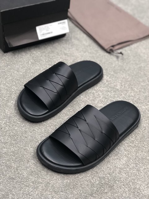 보테가 베네타 남성 슬리퍼