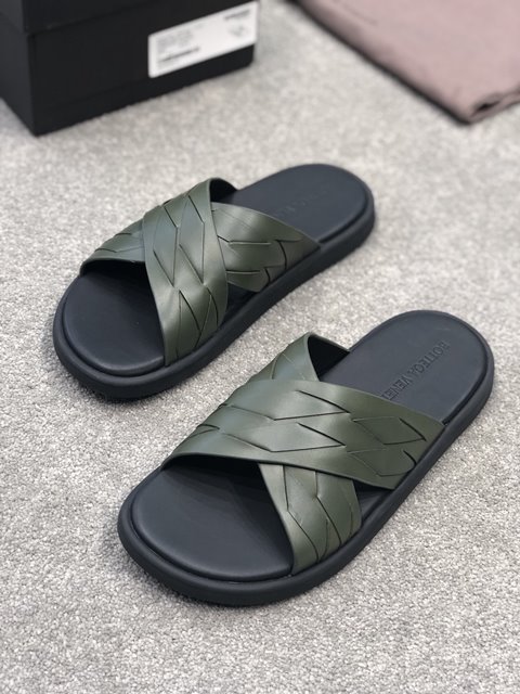 보테가 베네타 남성 슬리퍼