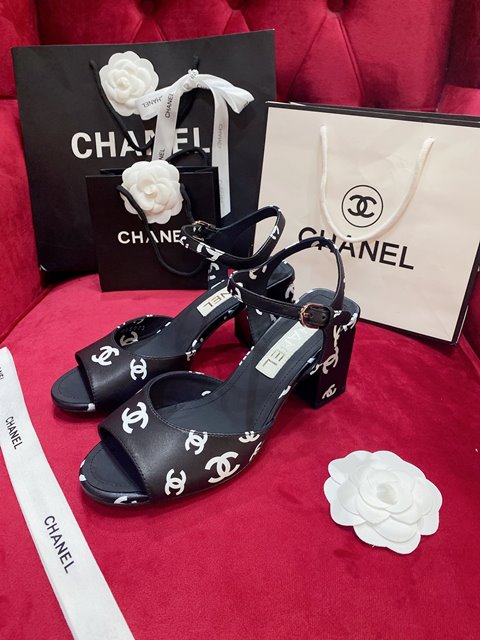 샤넬 CC 로고 프린티드 힐 샌들 6.5cm