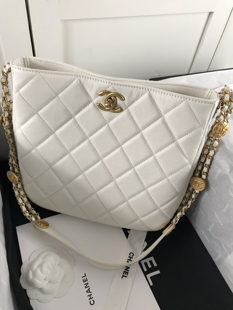 샤넬 22SS 호보 핸드백 AS3400