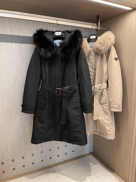 프라다 여성 롱 패딩 2칼라