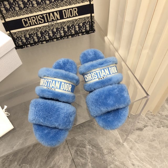 디올 쉐무아 CHEZ MOI 뮬 슬리퍼