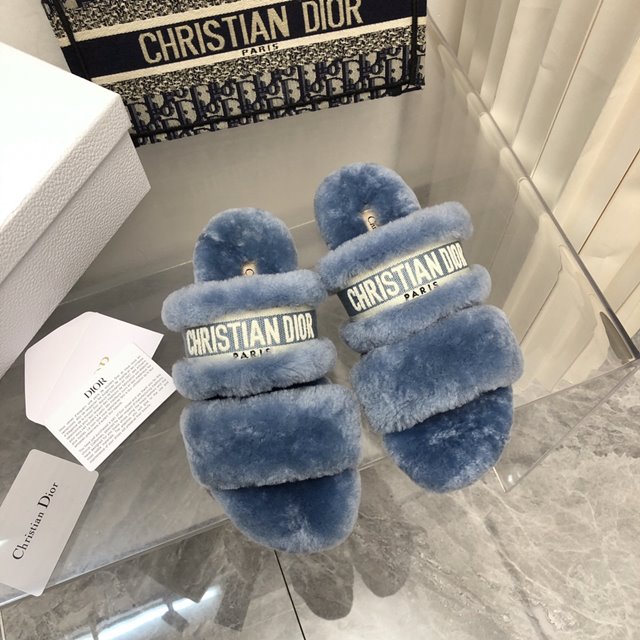 디올 쉐무아 CHEZ MOI 뮬 슬리퍼
