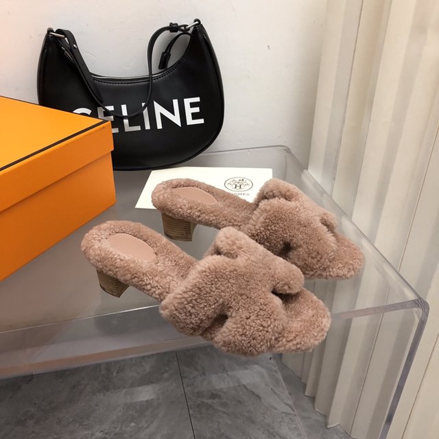 에르메스 여성 샌들 뮬 슬리퍼