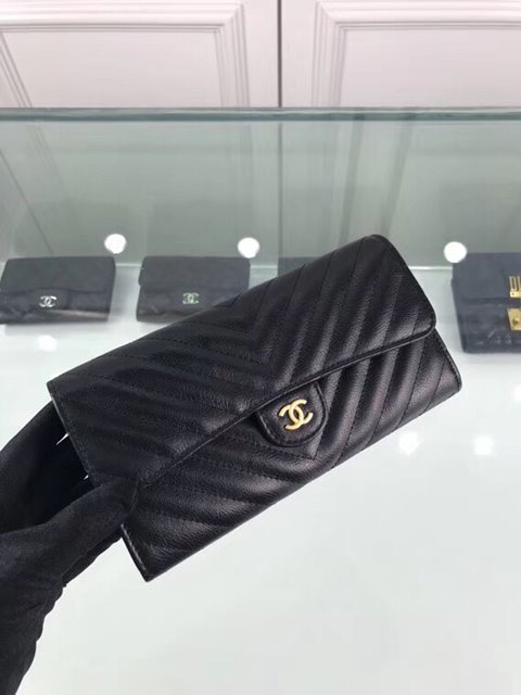 샤넬 쉐브론 장지갑 A80759