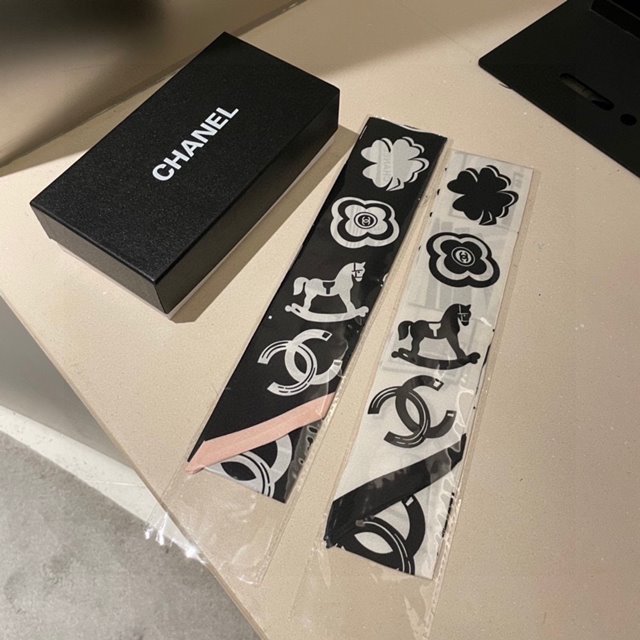 샤넬 실크 방도 트윌리 2칼라