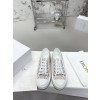 디올 WALK'N'DIOR 플랫폼 여성 스니커즈 KCK385OBE