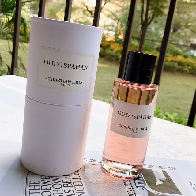 디올 OUD ISPAHAN Perfume 125ml