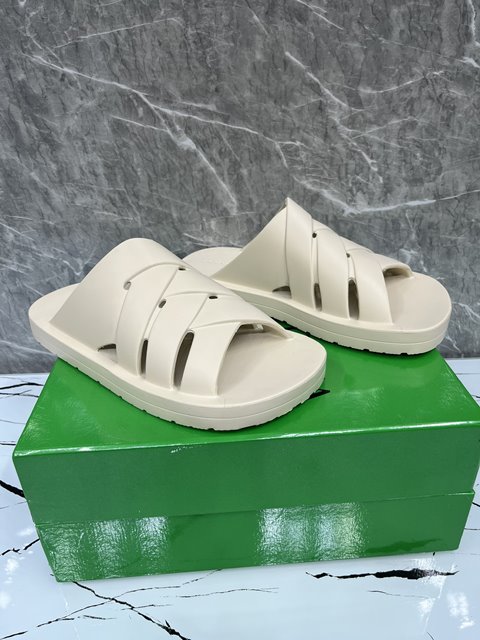 보테가 베네타 남성 뮬 슬리퍼 730287