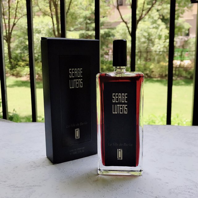 세르주루텐 SERGE LUTENS La Fille De Berlin EDP 100ml