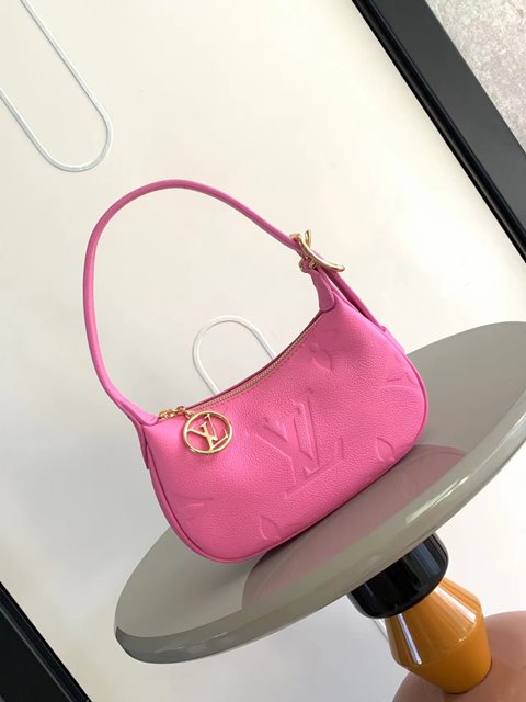 루이비통 미니 문 Mini Moon M82487