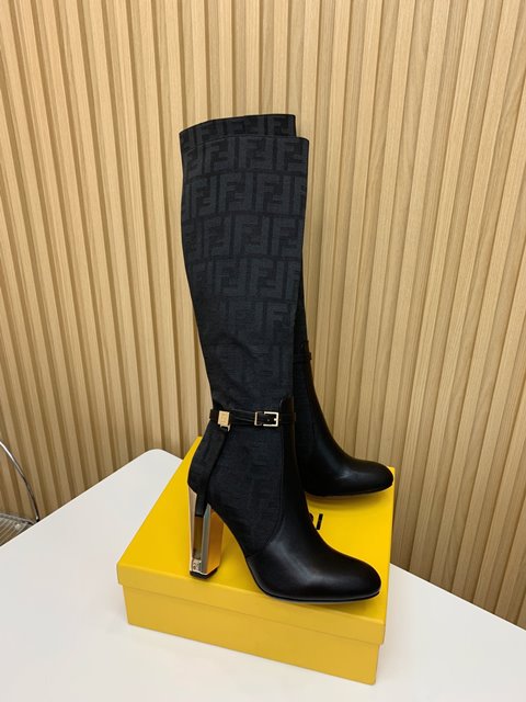 펜디 델피나 하이힐 여성 롱 부츠 8W8440