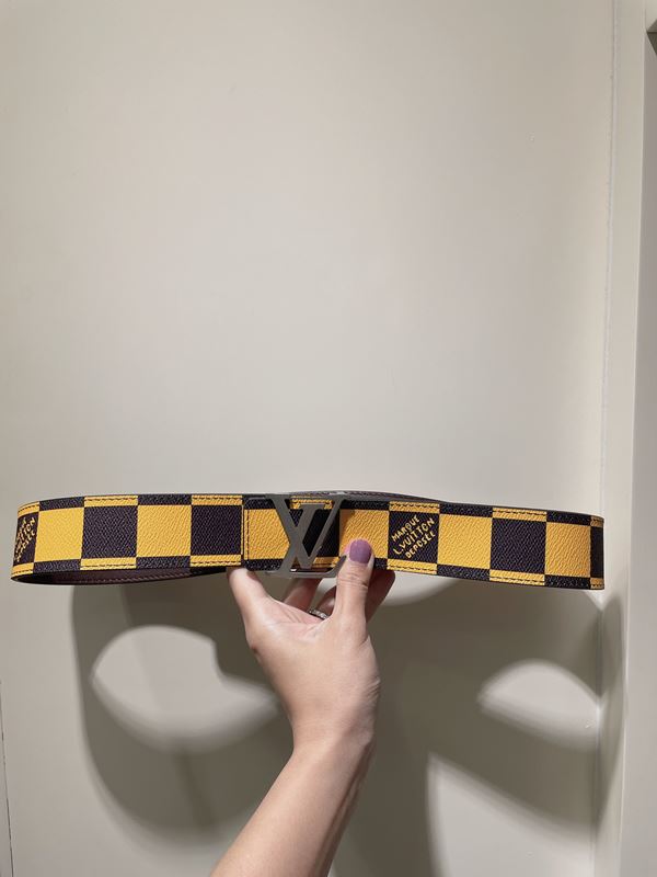 루이비통 LV로고 남성 벨트 4CM