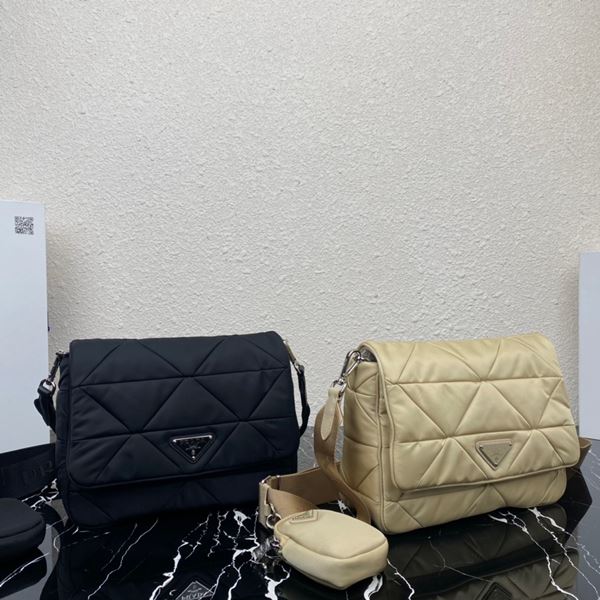 프라다 리나일론 패딩 숄더백 1BD290