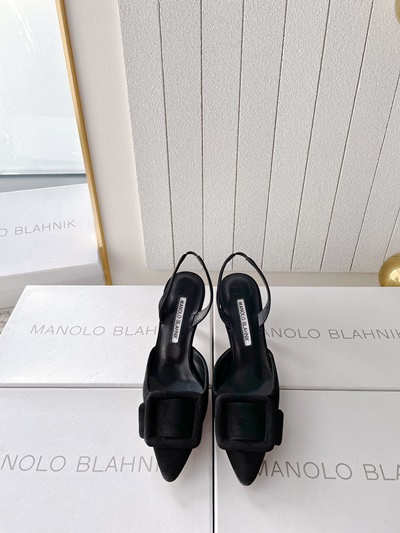 마놀로 블라닉 MANOLO BLAHNIK 스웨이드 슬링백