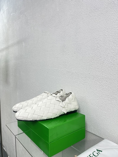 보테가 베네타 로퍼 슬립온