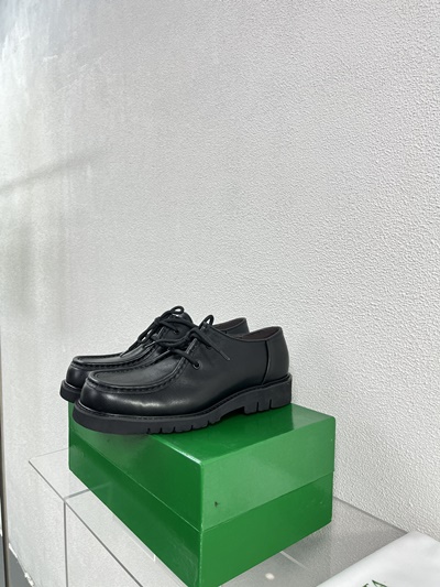 보테가 베네타 해드독 레이스업 슈즈 775271