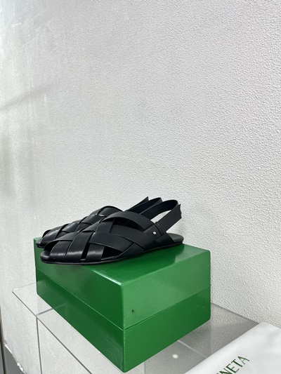 보테가 베네타 알피 샌들 슬리퍼 741343