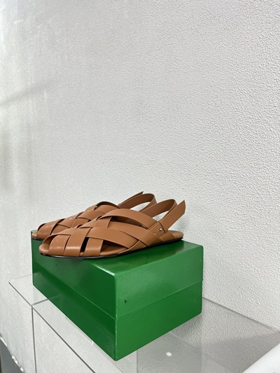 보테가 베네타 알피 샌들 슬리퍼 741343