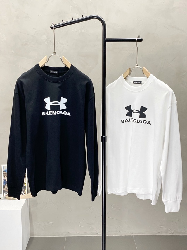 발렌시아가 라운드 긴팔 티셔츠 2칼라