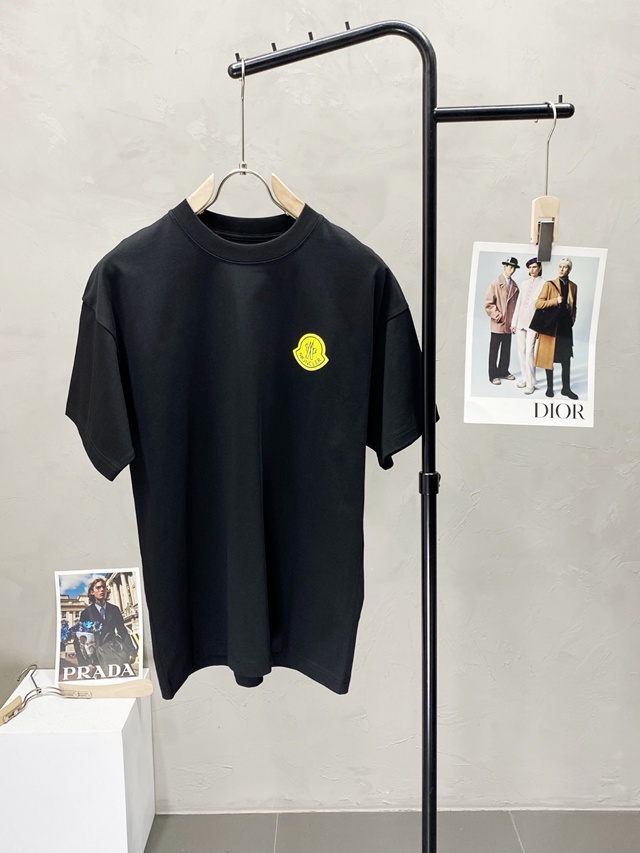 몽클레어 남성 반팔 티셔츠