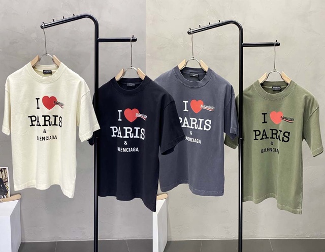 발렌시아가 I LOVE PARIS 남여공용 반팔 티셔츠 2칼라