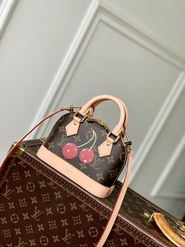 루이비통 LV x TM 나노 알마 M13416