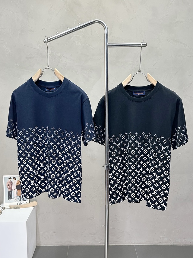 루이비통 반팔 티셔츠 2칼라