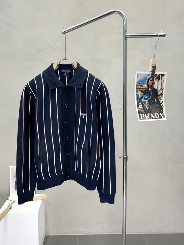 프라다 밀라노 가디건
