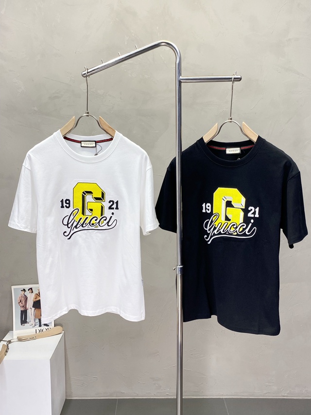 구찌 반팔 티셔츠 2칼라