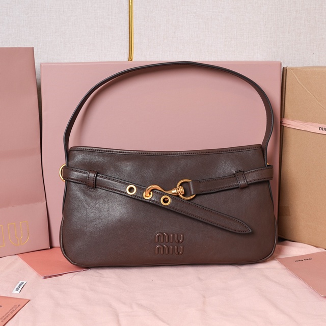 미우미우 아방튀르 AVENTURE 숄더백 5BC182