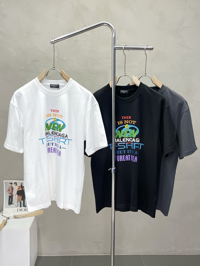 발렌시아가 반팔 티셔츠 3칼라