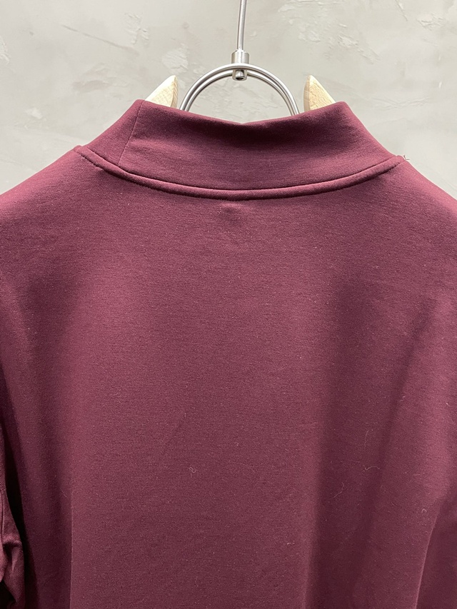 펜디 하이넥 긴팔티 버건디