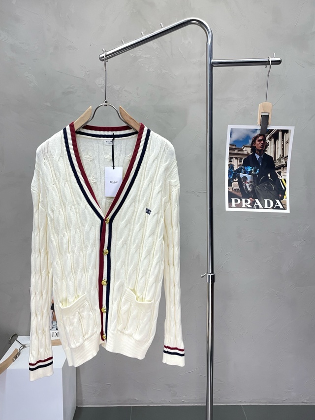 셀린느 트리오페 케이블 니트 가디건