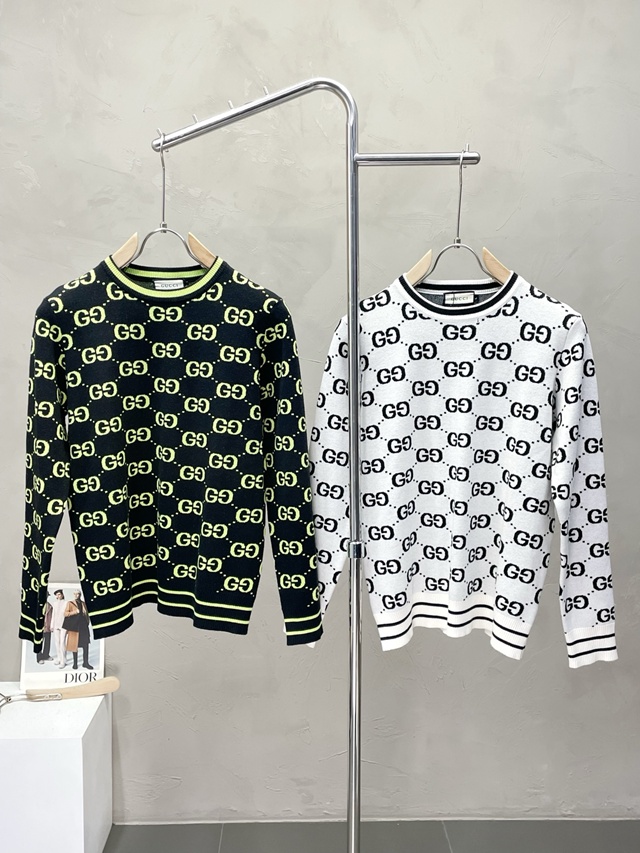 구찌 GG 자카드 크루넥 니트 스웨터 2칼라