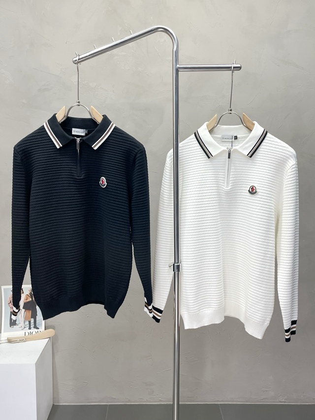 몽클레어 반집업 긴팔티 2칼라